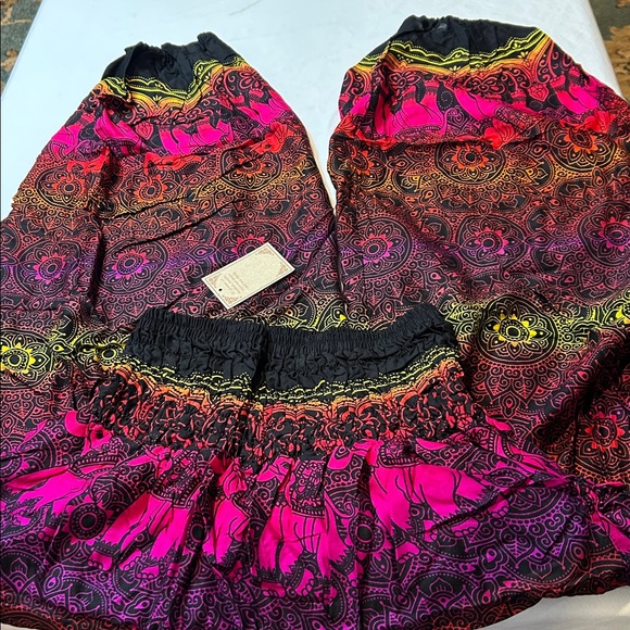 Kathmandu Black and Orange Patterned Harem Pants Small Medium New Pockets - Picture 4 of 6